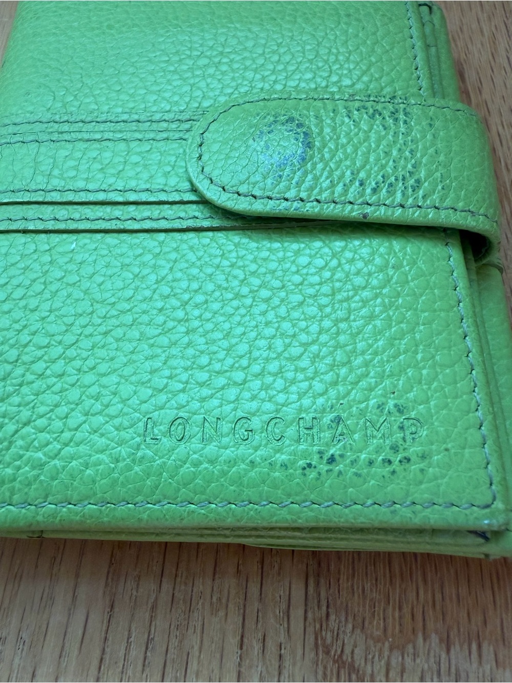 Longchamp - Lime Green Leather Bifold Compact Wallet - Picture 5 of 11